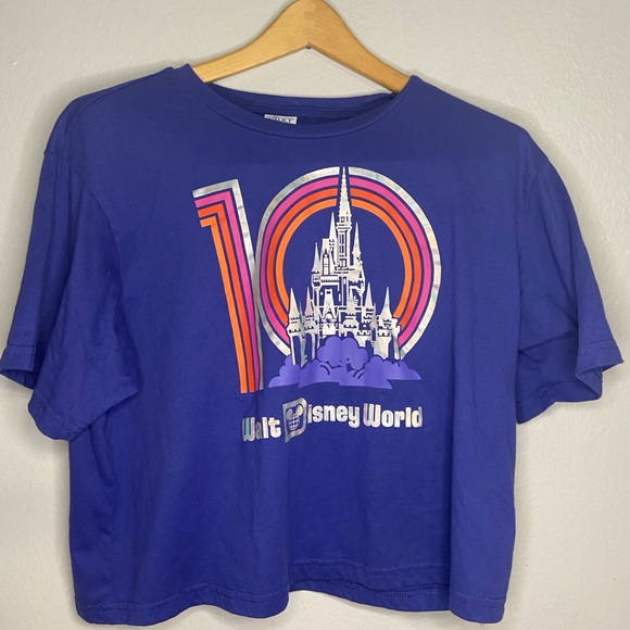 Walt Disney Crop Top Tee. Vault Collection. Size Large. - Picture 8 of 8